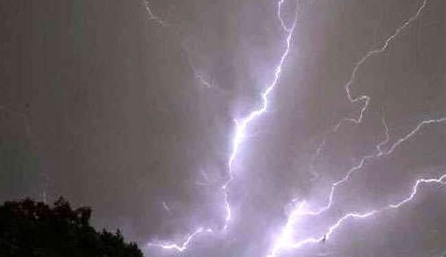 Jharkhand Weather Alert : रावण दहन से पहले बारिश की संभावना, रांची सहित कई शहरों में बारिश का अलर्ट