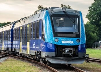 ट्रेनों के रूट 10 नवंबर तक बदले और 11 ट्रेनें हुई रद्द, खड़गपुर-आदित्यपुर नयी तीसरी रेल लाइन पटरियों की होगी सुरक्षा जांच