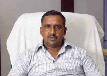 स्वास्थ्य मंत्री बन्ना गुप्ता ने एक बार फिर दुर्घटना में घायल व्यक्ति की मदद की, काफिला रोक घायल के पास पहुंचे