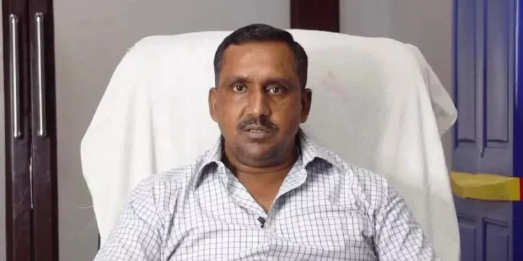 स्वास्थ्य मंत्री बन्ना गुप्ता ने एक बार फिर दुर्घटना में घायल व्यक्ति की मदद की, काफिला रोक घायल के पास पहुंचे