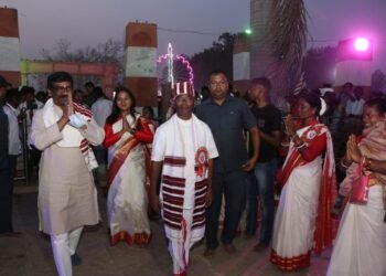 ऐतिहासिक मुड़मा जतरा मेला के समापन समारोह में बतौर मुख्य अतिथि सम्मिलित हुए मुख्यमंत्री हेमन्त सोरेन