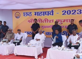 बिहार मुख्यमंत्री नीतीश कुमार ने छठ महापर्व – 2023 की तैयारियों को लेकर गंगा घाटों का किया निरीक्षण