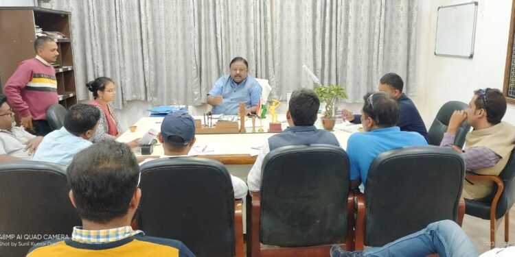 गढ़वा : अबुआ आवास योजना एवं विकसित भारत संकल्प यात्रा के विषय पर उप विकास आयुक्त द्वारा प्रेस कॉन्फ्रेंस का आयोजन कर दी गई जानकारी