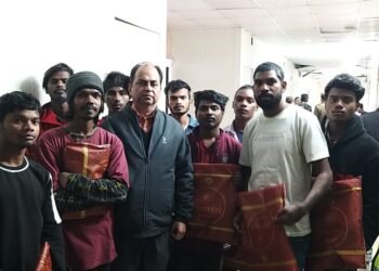 टनल में फंसे झारखण्ड के श्रमिकों के परिजनों को उत्तराखण्ड में सुविधा दे रही झारखण्ड सरकार