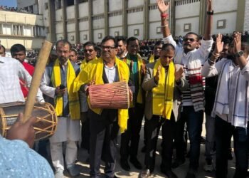 डीएसपीएमयू में टुसू मिलन समारोह, समुदायों को एकजुट करने के साथ झारखंडी परंपराओं का सार प्रदर्शित करता है टुसू पर्व – डॉ तपन कुमार शांडिल्य