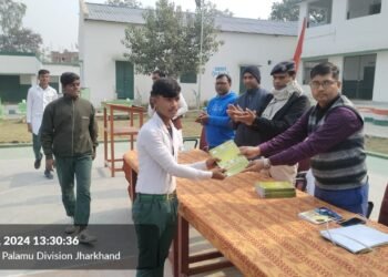 राष्ट्रीय सड़क सुरक्षा माह 2024 के अन्तर्गत रामासाहू +2  स्कूल गढ़वा में चलाया गया सड़क सुरक्षा जागरूकता अभियान |