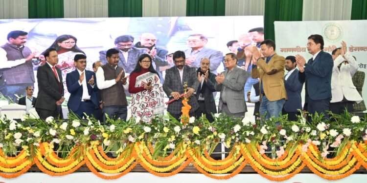 6,671 जन वितरण प्रणाली दुकानों को CSC के रूप में किया गया विकसित, सार्वजनिक वितरण एवं उपभोक्ता विभाग ने दी 4 वर्षों की उपलब्धियों की जानकारी