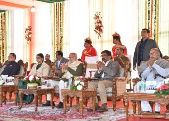 राज्यपाल सी०पी० राधाकृष्णन की उपस्थिति में राज भवन में आज ‘एट होम कार्यक्रम’ एवं ‘बैंड डिस्प्ले कार्यक्रम’ का आयोजन