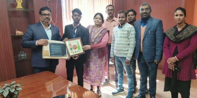 डीएसपीएमयू के विद्यार्थी को  नासा ने हॉल ऑफ फेम से सम्मानित किया