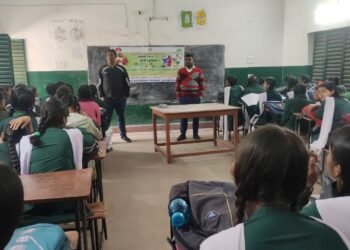 राजकीयकृत मुख्यमंत्री उत्कृष्ट बालिका विद्यालय गढ़वा में आयोजित किया गया फाइलेरिया जागरूकता अभियान