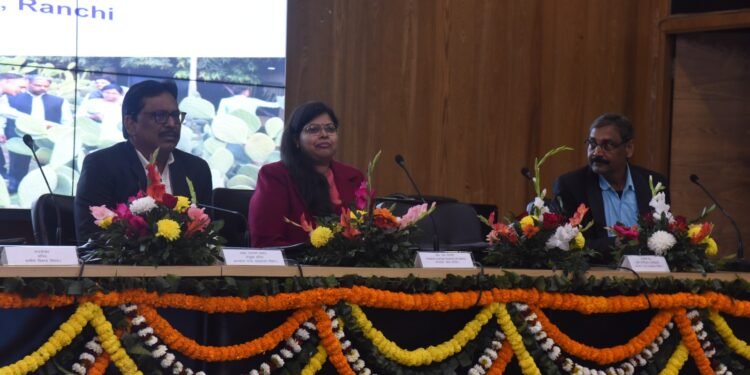 ग्रामीण विकास विभाग के तहत झारखंड स्टेट वाटरशेड मिशन के तत्वावधान में प्रमोशन ऑफ स्पाइनलेस कैक्टस प्लांटेशन एंड कल्टिवेशन पर कार्यशाला आयोजित