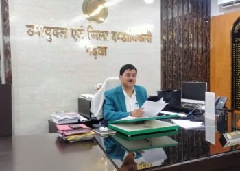 जिला जन-सम्पर्क कार्यालय, गढ़वा, उपायुक्त ने जनता दरबार के माध्यम से सुनी आमजनों की समस्याएं