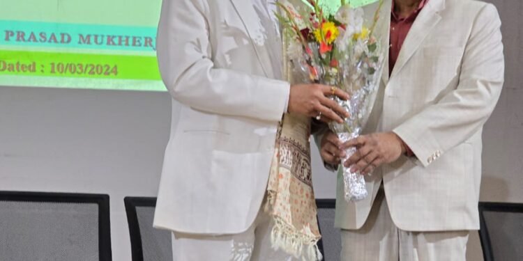 डीएसपीएमयू में dr श्यामा प्रसाद मुखर्जी व्याख्यानमाला की शुरुआत, भारत पूरे विश्व को कुटुंब माननेवाला एकमात्र देश। Dr एडीएन बाजपेई