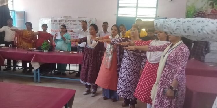 रामनवमी, ईद एवं सरहुल पर्व के मद्देनजर उपायुक्त एवं पुलिस अधीक्षक ने जिला स्तरीय शान्ति समिति की बैठक कर दिए आवश्यक दिशा निदेश