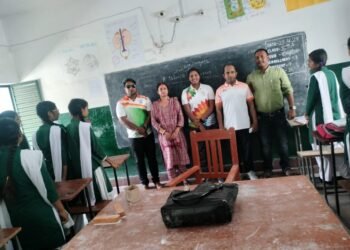 लोकसभा आम निर्वाचन 2024 के मद्देनजर डिस्ट्रिक्ट आइकन गढ़वा ओम प्रकाश गुप्ता, प्रियंका कुमारी, किशोर कुणाल के द्वारा मतदाता जागरूकता अभियान चलाया गया