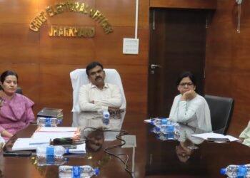 रांची – केवल डेटा पर नहीं, मौके पर जाकर बीएलओ द्वारा के कार्यों की समीक्षा करें पदाधिकारी : के. रवि कुमार, मुख्य निर्वाचन पदाधिकारी, झारखंड