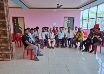 दुमका : जिला लोक जनशक्ति पार्टी आर दुमका ईकाई की बैठक अध्यक्ष गिरधारी जा की अध्यक्षता में सम्पन्न