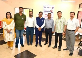 रांची – DSPMU में रक्तदान शिविर का आयोजन, डॉ तपन कुमार शांडिल्य बोले – हर जनजीवन को देना है संदेश, रक्तदान है महादान