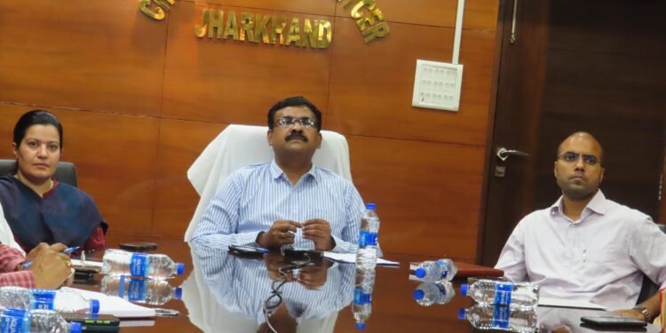 रांची : वोटिंग प्रतिशत बढ़ाने के लिए तेज करें प्रयास : के. रवि कुमार, मुख्य निर्वाचन पदाधिकारी, झारखंड