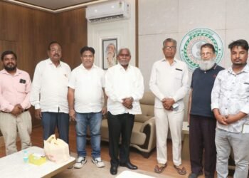 मुख्यमंत्री चम्पाई सोरेन से खूंटी लोकसभा के नवनिर्वाचित सांसद कालीचरण मुंडा ने की मुलाकात