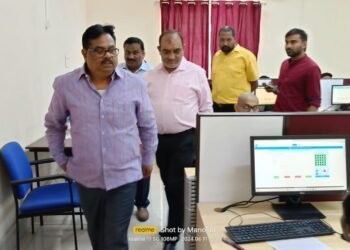 DSPMU (डीएसपीएमयू) में कुलपति Dr तपन कुमार शांडिल्य ने परीक्षाओं का निरीक्षण किया