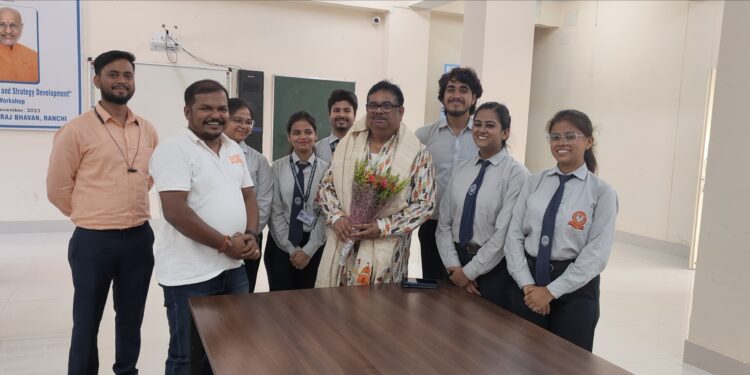 23 और 24 जून 2024 को एक्स्ट्रामार्क्स एजुकेशन इंडिया प्रा. लिमिटेड द्वारा डॉ. श्यामा प्रसाद मुखर्जी विश्वविद्यालय, रांची में दो दिवसीय मेगा प्लेसमेंट ड्राइव का आयोजन