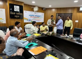 गढ़वा : नीति आयोग अंतर्गत भारत सरकार के आकांक्षी जिला एवं प्रखंड स्तरीय संपूर्णता अभियान का किया गया शुभारंभ