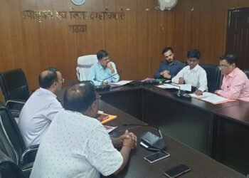 गढ़वा : जिला स्तरीय वन अधिकार समिति के पदाधिकारियों एवं सदस्यों के साथ समीक्षात्मक बैठक संपन्न