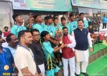 खूँटी के “प्रोजेक्ट उत्कर्ष: सेंटर ऑफ एक्सीलेंस फॉर स्पोर्ट्स” की हॉकी टीमों ने नेहरू कप में राज्य स्तर पर जीत हासिल कर जिला का किया नाम रौशन