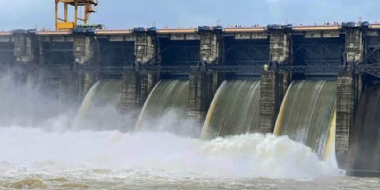 पश्चिम बंगाल बाढ़: झारखंड के बांध विवाद से बढ़ी समस्या