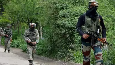 किश्तवाड़ में मुठभेड़ में दो जवान शहीद, बारामूला में आतंकवादी ढेर