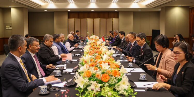 पीएम मोदी ने सिंगापुर में चिप निर्माण इकाई के साथ सहयोग को लेकर की महत्वपूर्ण चर्चा