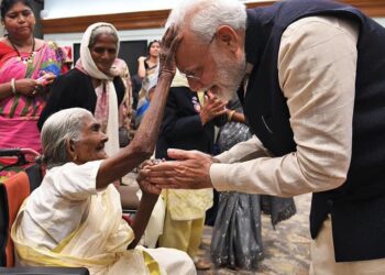 आयुष्मान भारत योजना का विस्तार: 70 वर्ष से अधिक आयु के नागरिकों को मिलेगा स्वास्थ्य बीमा कवर