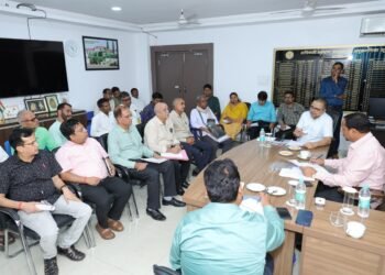 कल्याण विभाग के विद्यालयों और अस्पतालों में बुनियादी आवश्यकताओं को तुरंत बहाल करें – दीपक बिरुआ, मंत्री