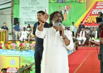 मुख्यमंत्री ने राज्य वासियों से कहा- आपके  सहयोग से मजबूत  झारखंड बनाने की दिशा में बढ़ रहे हैं आगे