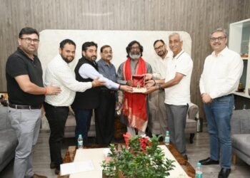 मुख्यमंत्री हेमन्त सोरेन से रांची दुर्गा पूजा समिति की मुलाकात, पूजा पंडालों में आने का निमंत्रण