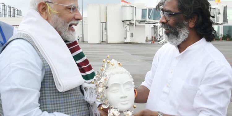 प्रधानमंत्री मोदी का बड़ा बयान: झारखंड में बांग्लादेशी और रोहिंग्या घुसपैठ पर गंभीर चिंता