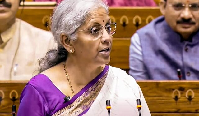 बेंगलुरु कोर्ट ने केंद्रीय वित्त मंत्री निर्मला सीतारमण के खिलाफ ‘वसूली’ के आरोप में एफआईआर दर्ज करने का आदेश दिया