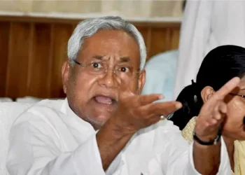 बिहार के मुख्यमंत्री नीतीश कुमार की सुरक्षा में गंभीर चूक, पटना में गिरा स्वागत द्वार