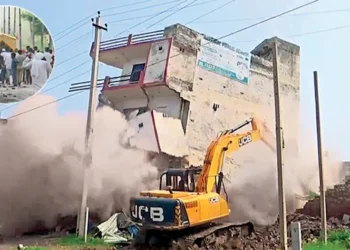 सुप्रीम कोर्ट का सख्त आदेश: ‘बुलडोजर न्याय’ पर तत्काल रोक, बिना अनुमति नहीं होगी कोई तोड़फोड़!