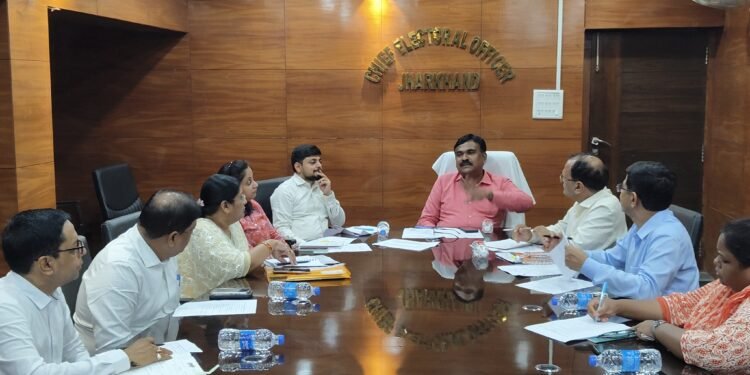 “आर्ट 81” कार्यक्रम: मतदाताओं को जागरूक करने का अनोखा प्रयास