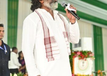 बोकारो: मुख्यमंत्री हेमन्त सोरेन ने 50 विकास योजनाओं का किया शिलान्यास और उद्घाटन