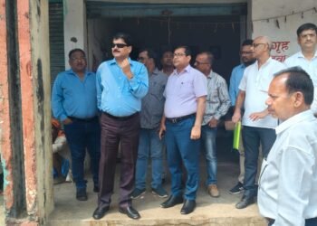 गढ़वा में विधानसभा चुनाव 2024 की तैयारी: सह-उपायुक्त और पुलिस अधीक्षक ने किया स्थल निरीक्षण