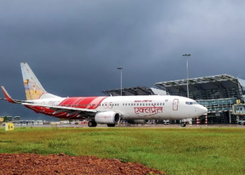 एयर इंडिया की मुंबई-न्यूयॉर्क फ्लाइट बम धमकी के बाद दिल्ली डायवर्ट