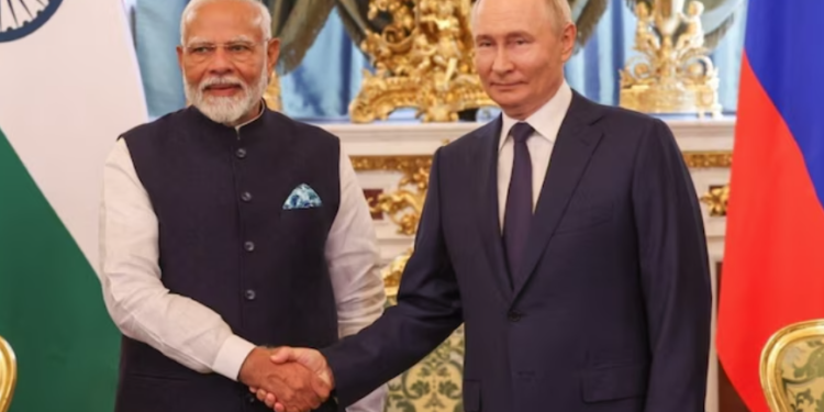 पीएम नरेंद्र मोदी रूस के कज़ान के लिए रवाना, ब्रिक्स शिखर सम्मेलन में लेंगे भाग