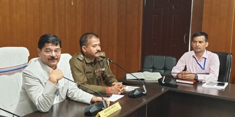 गढ़वा जिले में शांतिपूर्ण मतदान: पुलिस अधीक्षक ने जताया आभार