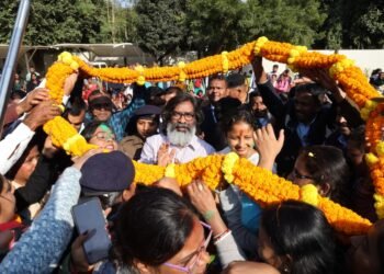 मुख्यमंत्री हेमन्त सोरेन से पोषण सखी दीदियों की मुलाकात: बधाई और शुभकामनाएं