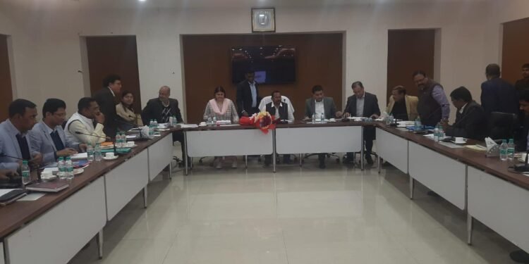 रांची: लक्ष्य पूर्ण करने में असमर्थ पदाधिकारी के विरुद्ध होगी कार्यवाही: दीपक बिरुआ