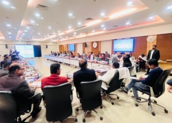 रांची: झारखंड में उद्योगों को बढ़ावा: उद्योग मंत्री संजय प्रसाद यादव ने की विभागीय समीक्षा बैठक