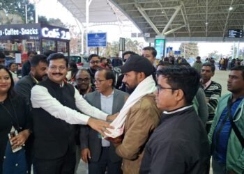 कैमरून में फंसे 47 झारखण्डी प्रवासी श्रमिकों में से 11 की सुरक्षित वापसी: मुख्यमंत्री हेमन्त सोरेन के निर्देश पर त्वरित कार्रवाई